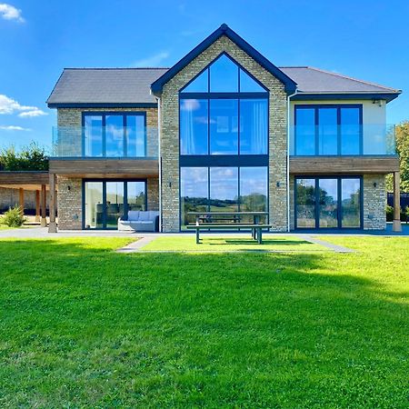 Stunning modern home set in beautiful grounds. Bath Eksteriør billede