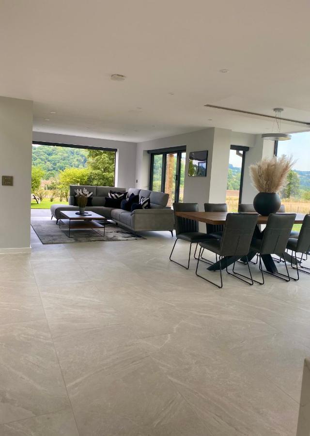 Stunning modern home set in beautiful grounds. Bath Eksteriør billede