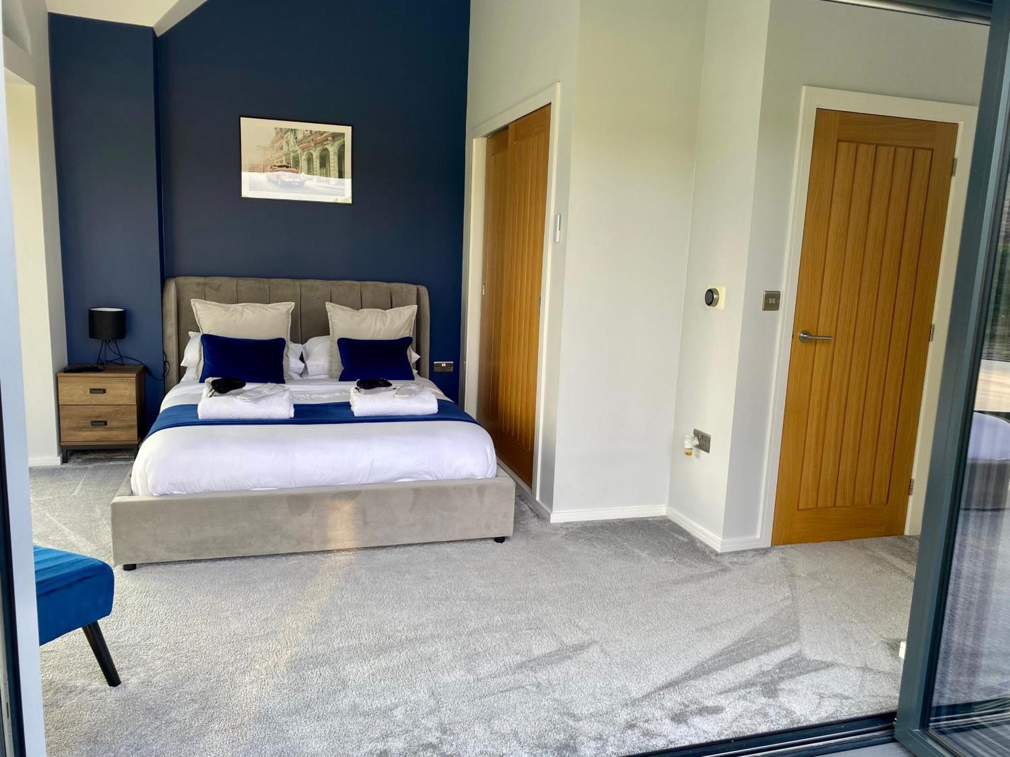 Stunning modern home set in beautiful grounds. Bath Eksteriør billede